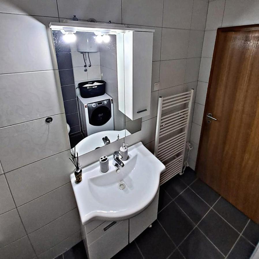 Apartment Aria Lux Μόσταρ Εξωτερικό φωτογραφία